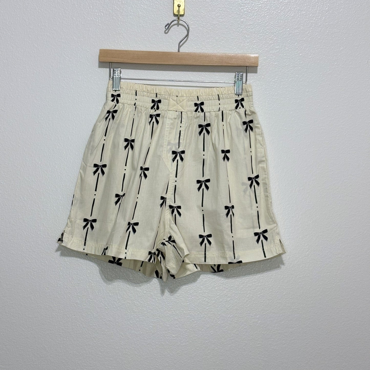 Bow Bliss Short